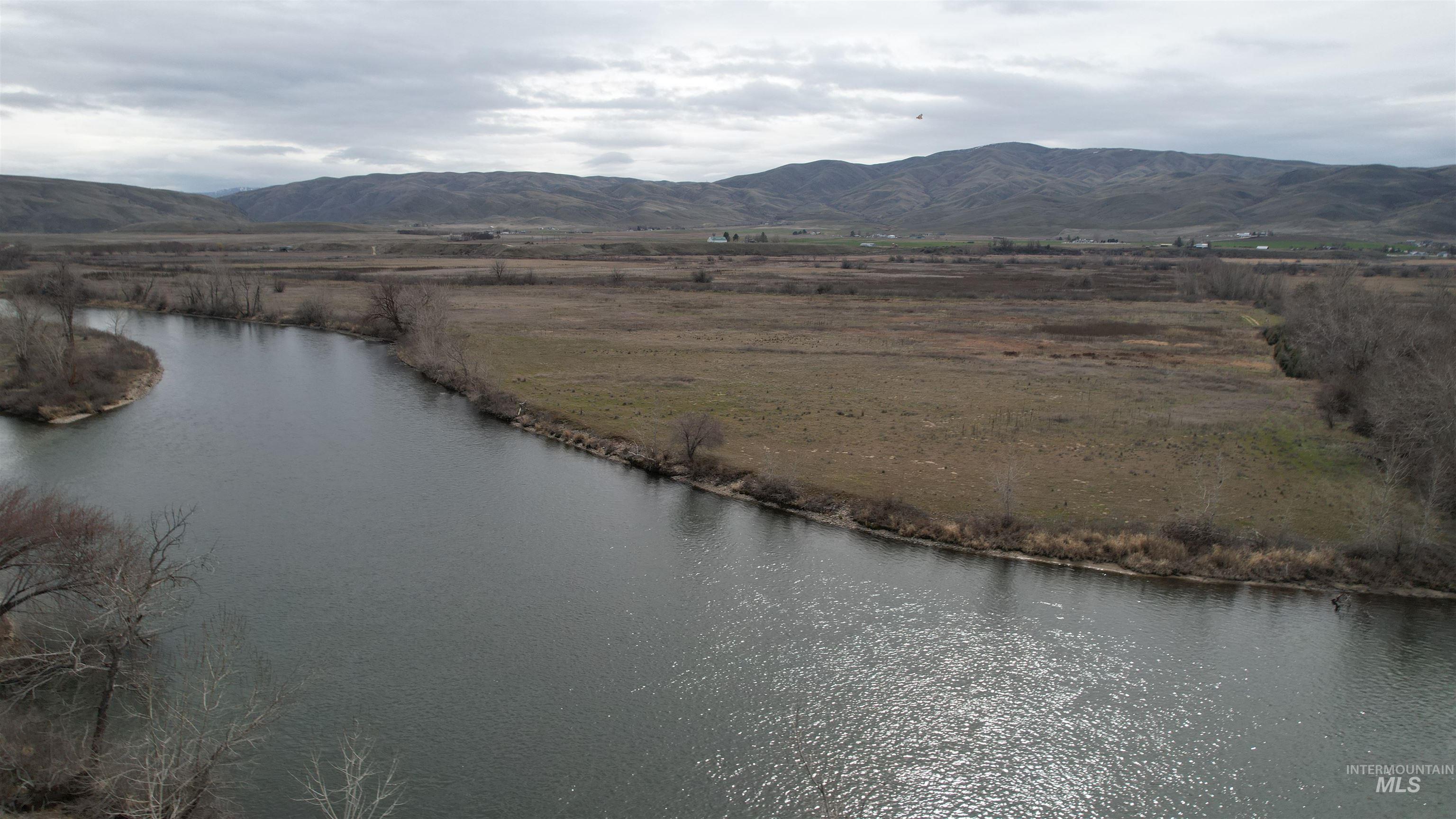 9845 N Highway 52, Horseshoe Bend, Idaho 83629, 3 Bedrooms, 1 Bathroom, Residential For Sale, Price $725,000, 98978516