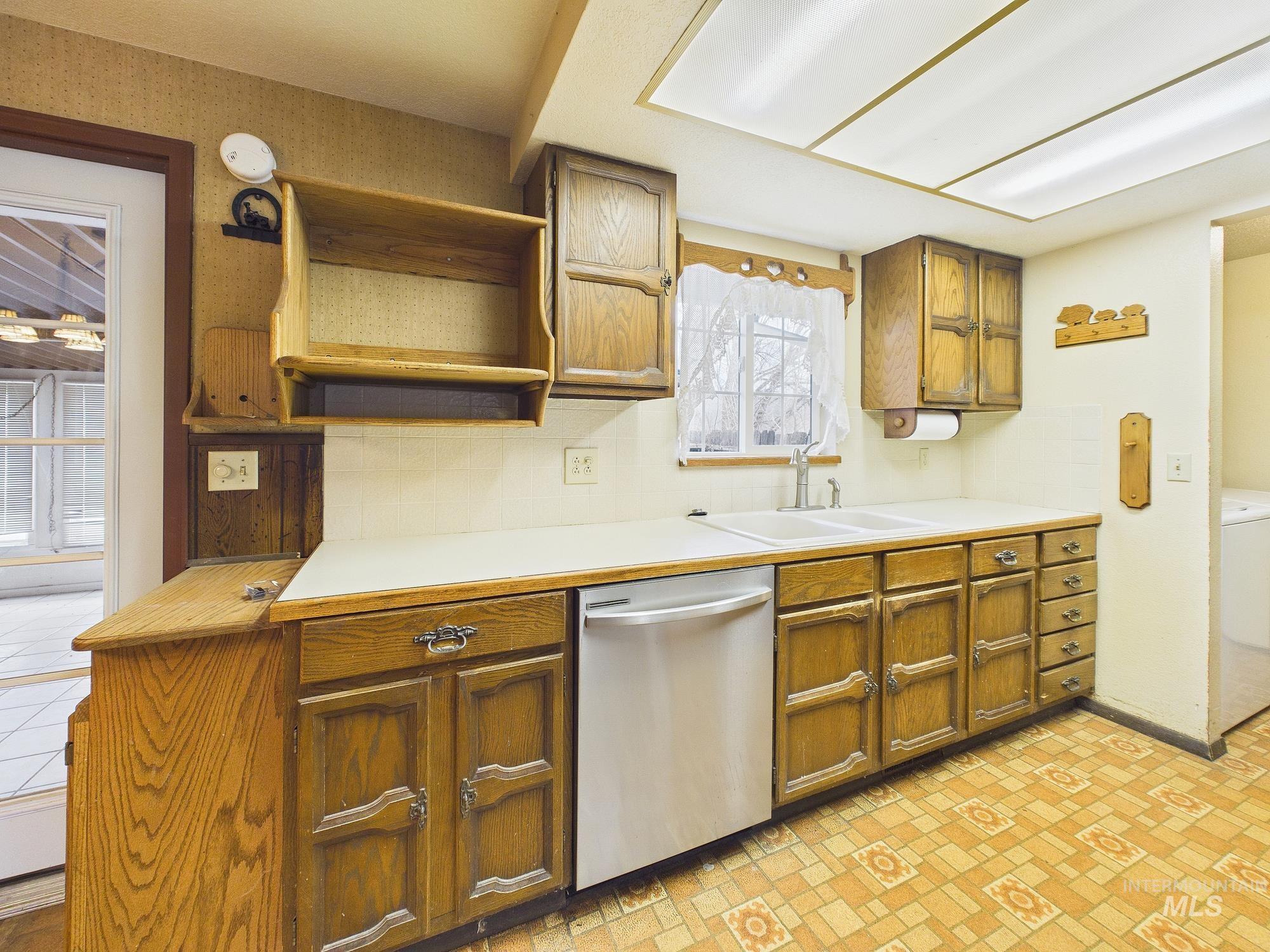 9845 N Highway 52, Horseshoe Bend, Idaho 83629, 3 Bedrooms, 1 Bathroom, Residential For Sale, Price $725,000, 98978516