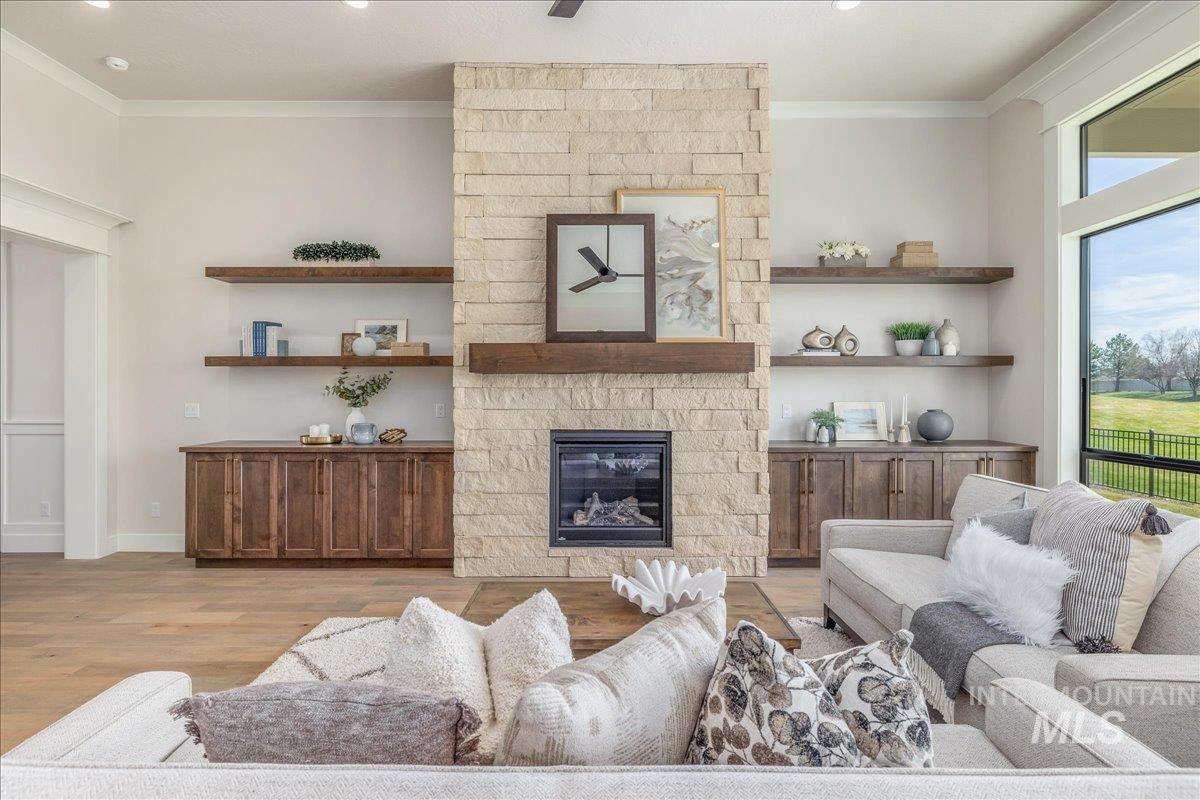 2927 W Three Lakes Dr., Meridian, Idaho 83646, 4 Bedrooms, 3.5 Bathrooms, Residential For Sale, Price $1,350,000,MLS 98978517