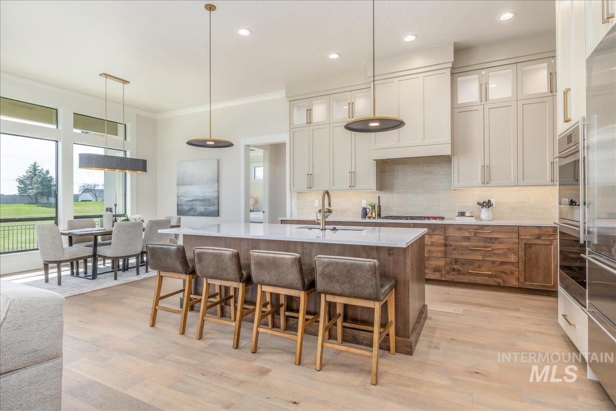 2927 W Three Lakes Dr., Meridian, Idaho 83646, 4 Bedrooms, 3.5 Bathrooms, Residential For Sale, Price $1,350,000,MLS 98978517