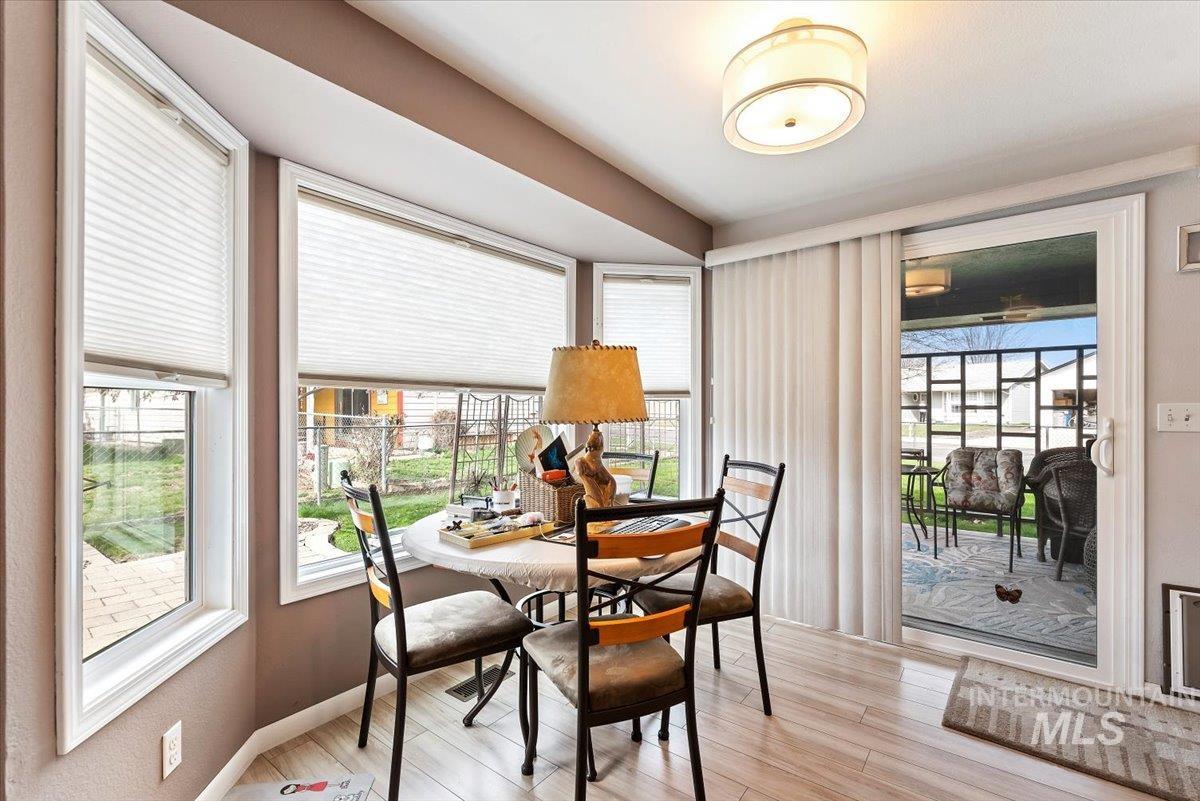 8483 Willowcourt Drive, Garden City, Idaho 83714, 2 Bedrooms, 2 Bathrooms, Residential For Sale, Price $445,000,MLS 98978518