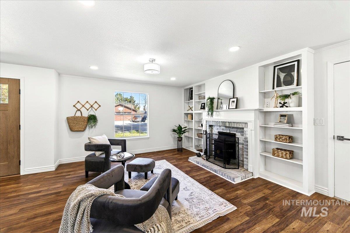 701 W Boone Ave, Nampa, Idaho 83651, 3 Bedrooms, 2 Bathrooms, Residential For Sale, Price $435,000,MLS 98978519