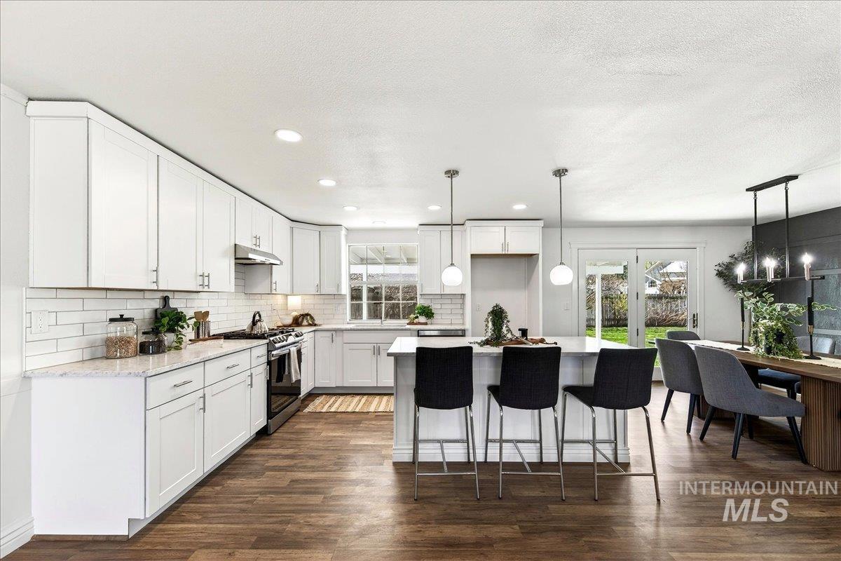 701 W Boone Ave, Nampa, Idaho 83651, 3 Bedrooms, 2 Bathrooms, Residential For Sale, Price $435,000,MLS 98978519