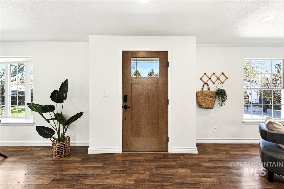 701 W Boone Ave, Nampa, Idaho 83651, 3 Bedrooms, 2 Bathrooms, Residential For Sale, Price $435,000,MLS 98978519