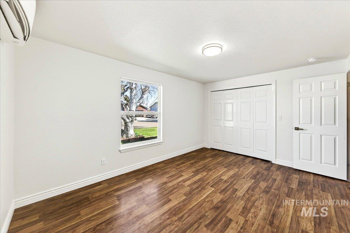 701 W Boone Ave, Nampa, Idaho 83651, 3 Bedrooms, 2 Bathrooms, Residential For Sale, Price $435,000,MLS 98978519