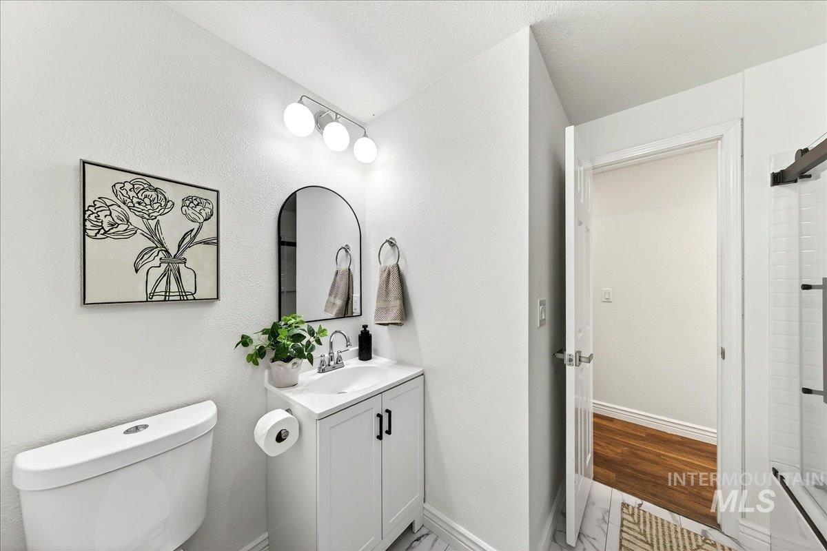 701 W Boone Ave, Nampa, Idaho 83651, 3 Bedrooms, 2 Bathrooms, Residential For Sale, Price $435,000,MLS 98978519