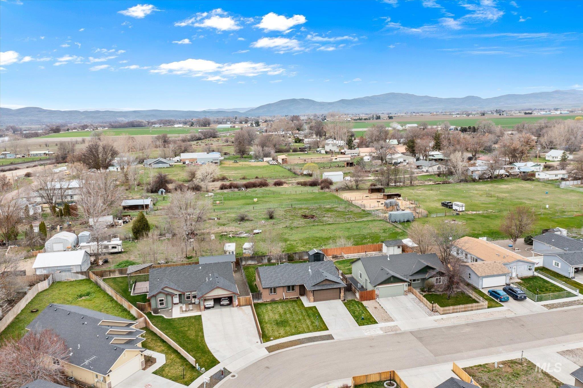 1065 W 11Th St, Weiser, Idaho 83672, 3 Bedrooms, 2 Bathrooms, Residential For Sale, Price $338,800, 98978520