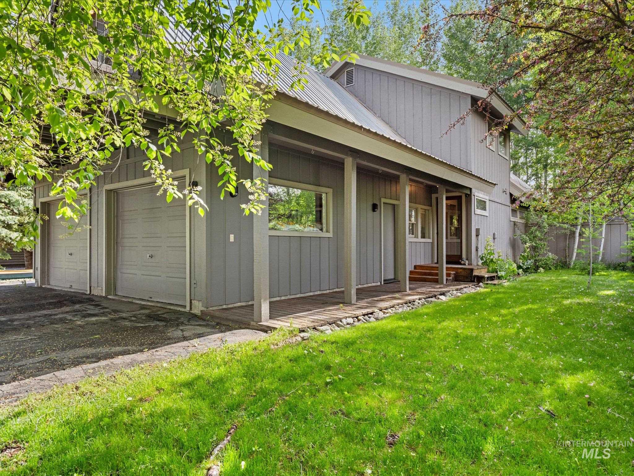 1658 Timber Cir, McCall, Idaho 83638, 3 Bedrooms, 3 Bathrooms, Residential For Sale, Price $849,000,MLS 98978522