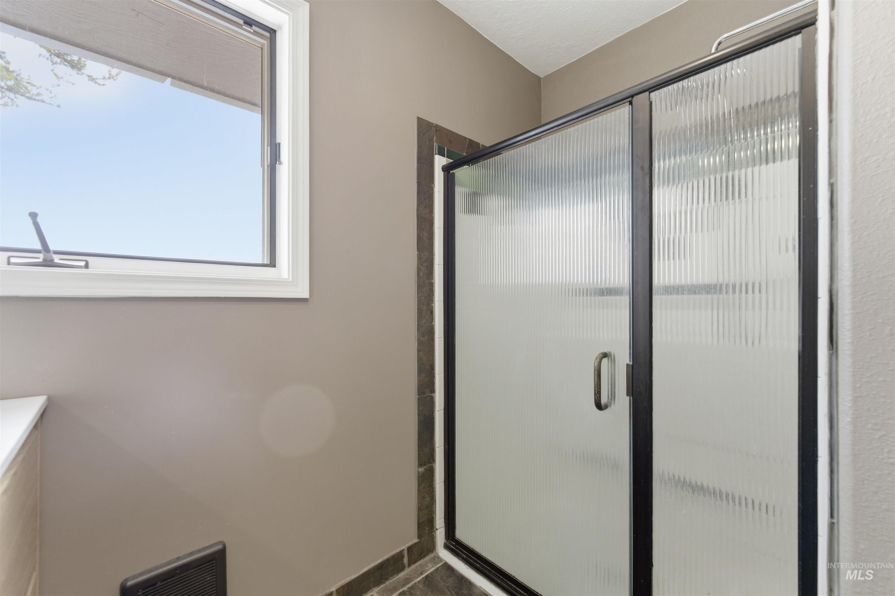 1658 Timber Cir, McCall, Idaho 83638, 3 Bedrooms, 3 Bathrooms, Residential For Sale, Price $895,000,MLS 98978522