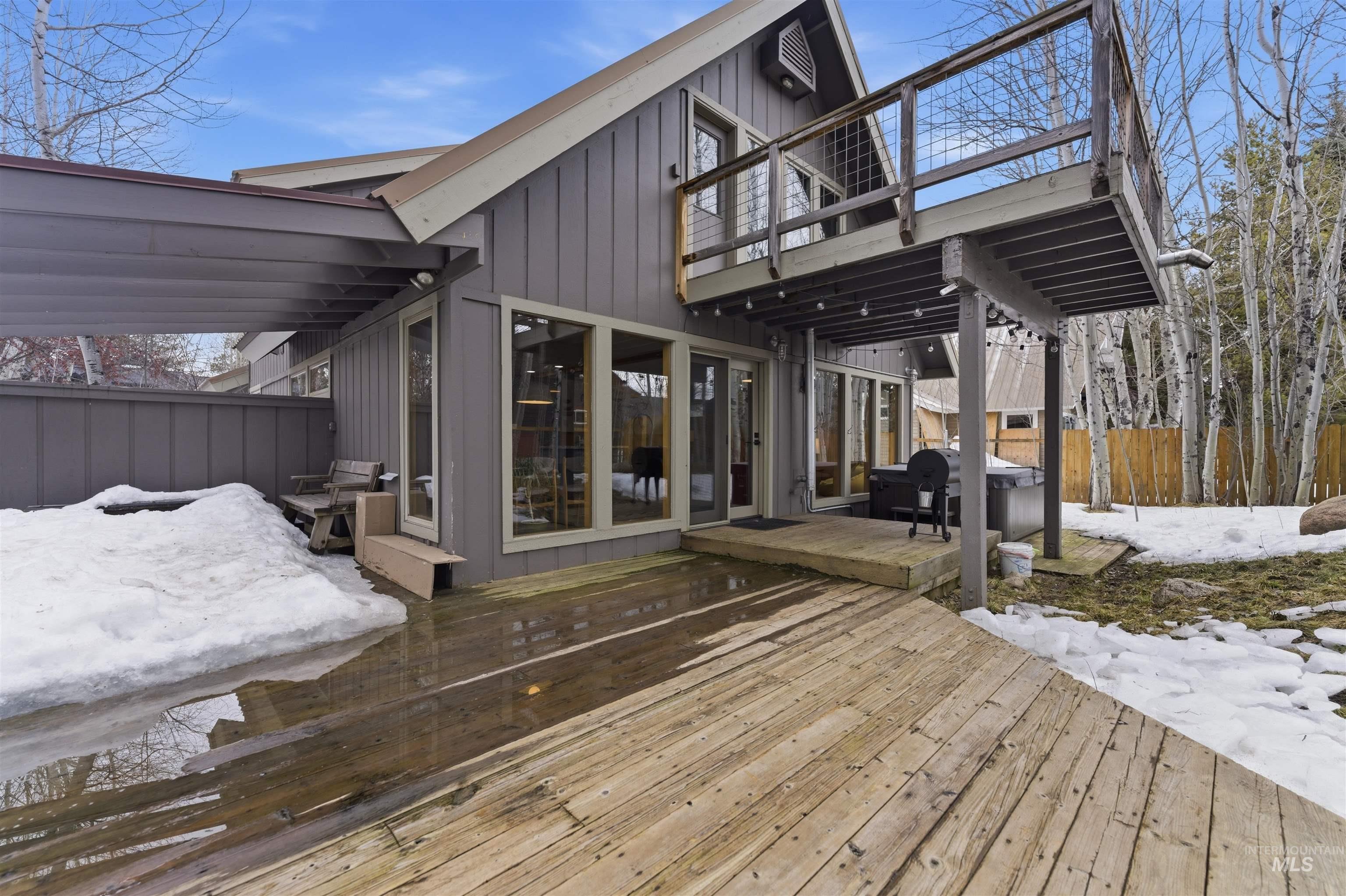 1658 Timber Cir, McCall, Idaho 83638, 3 Bedrooms, 3 Bathrooms, Residential For Sale, Price $895,000,MLS 98978522