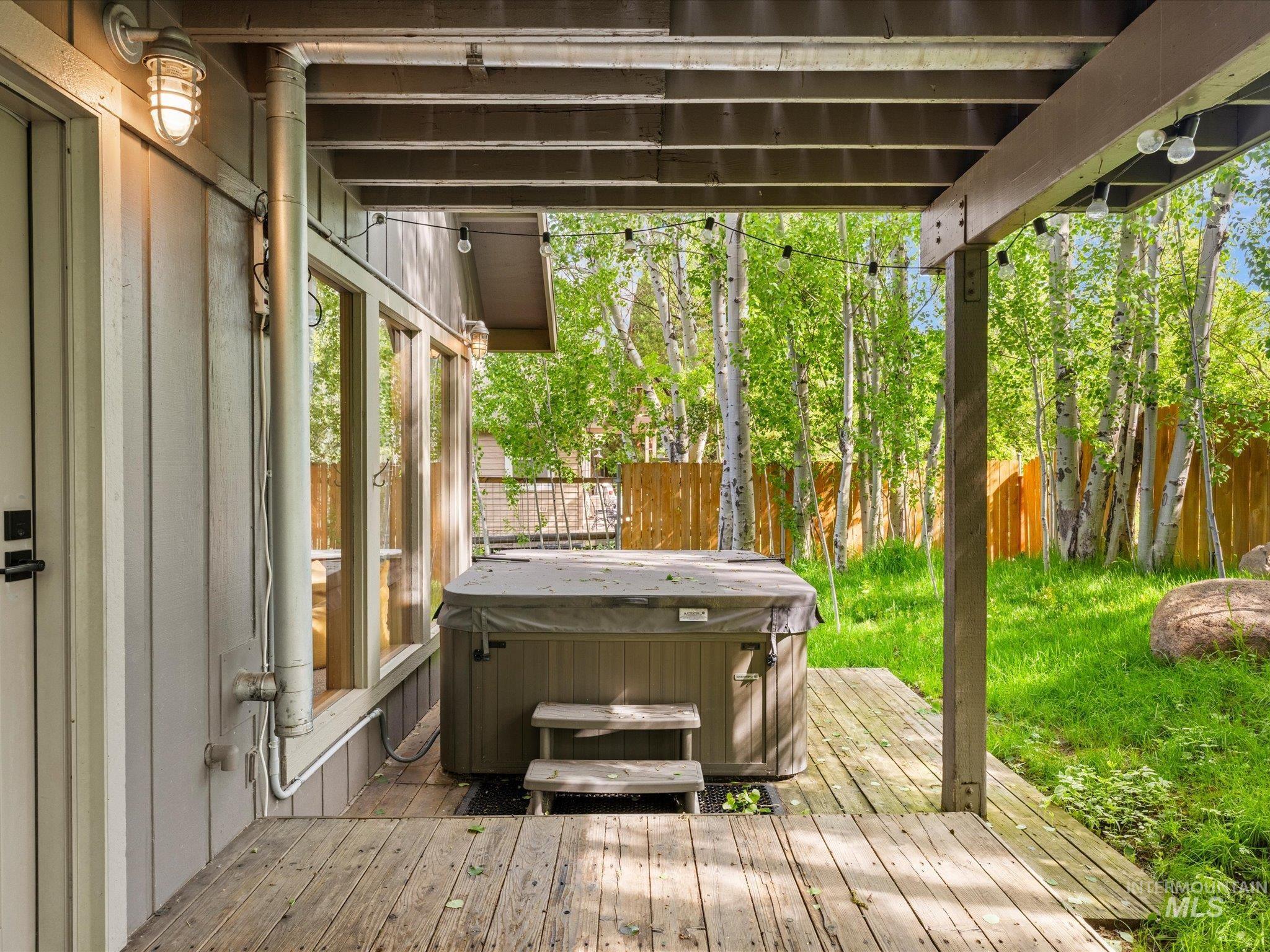 1658 Timber Cir, McCall, Idaho 83638, 3 Bedrooms, 3 Bathrooms, Residential For Sale, Price $849,000,MLS 98978522