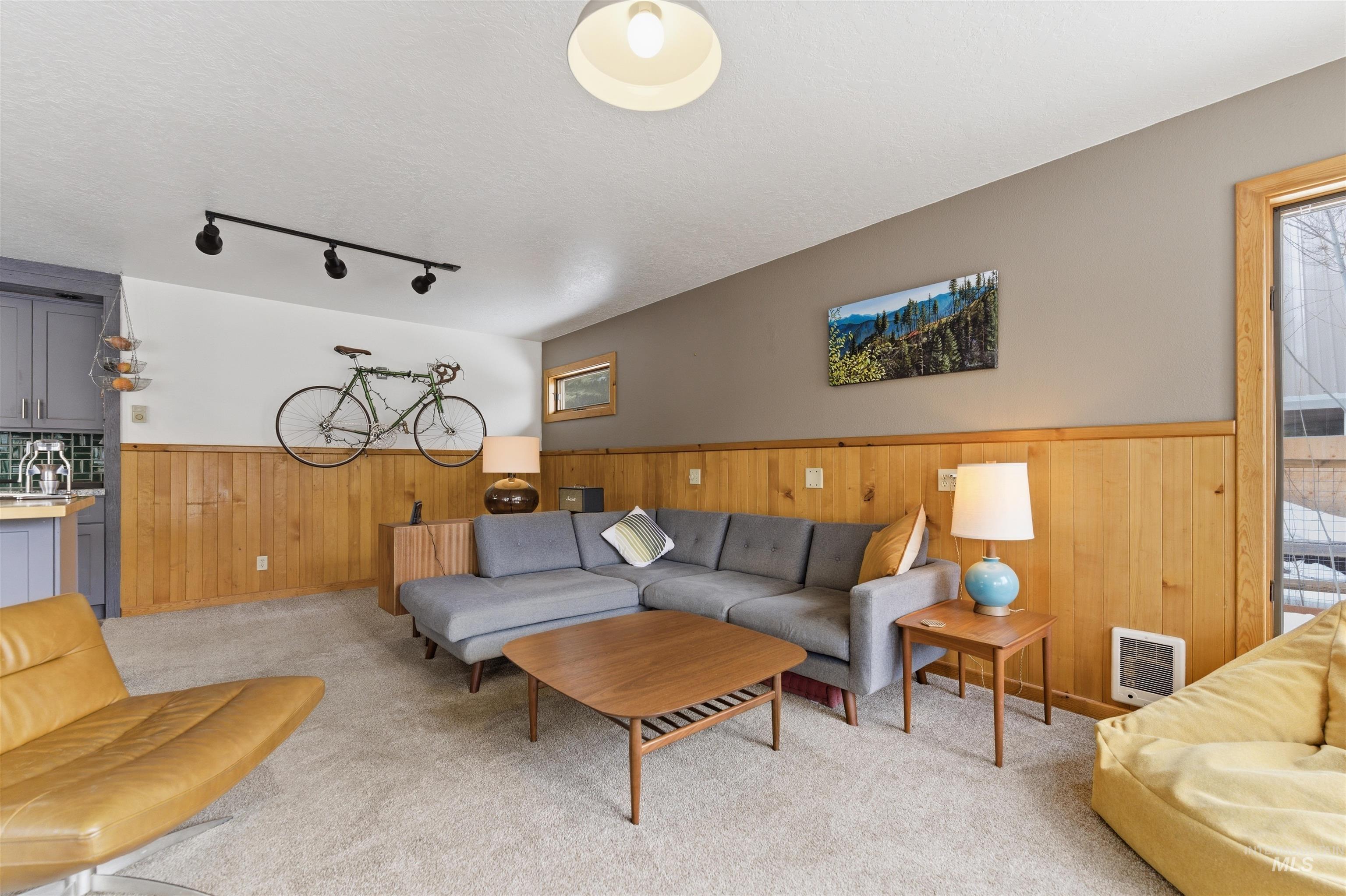 1658 Timber Cir, McCall, Idaho 83638, 3 Bedrooms, 3 Bathrooms, Residential For Sale, Price $864,000, 98978522