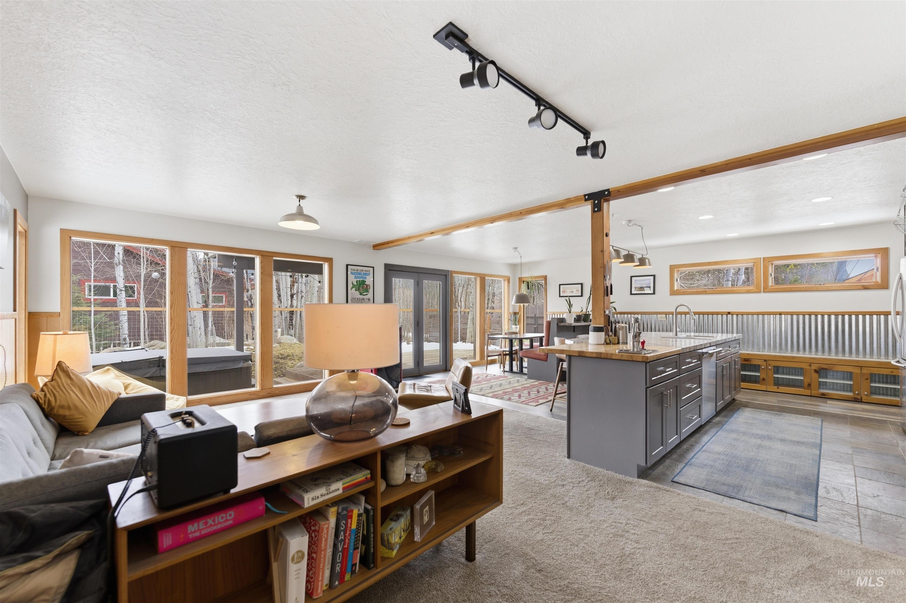 1658 Timber Cir, McCall, Idaho 83638, 3 Bedrooms, 3 Bathrooms, Residential For Sale, Price $895,000,MLS 98978522