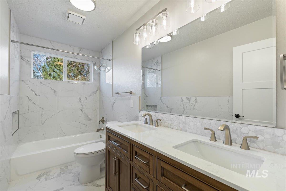 2510 San Marco Way, Nampa, Idaho 83686, 4 Bedrooms, 2 Bathrooms, Residential For Sale, Price $574,900,MLS 98978523