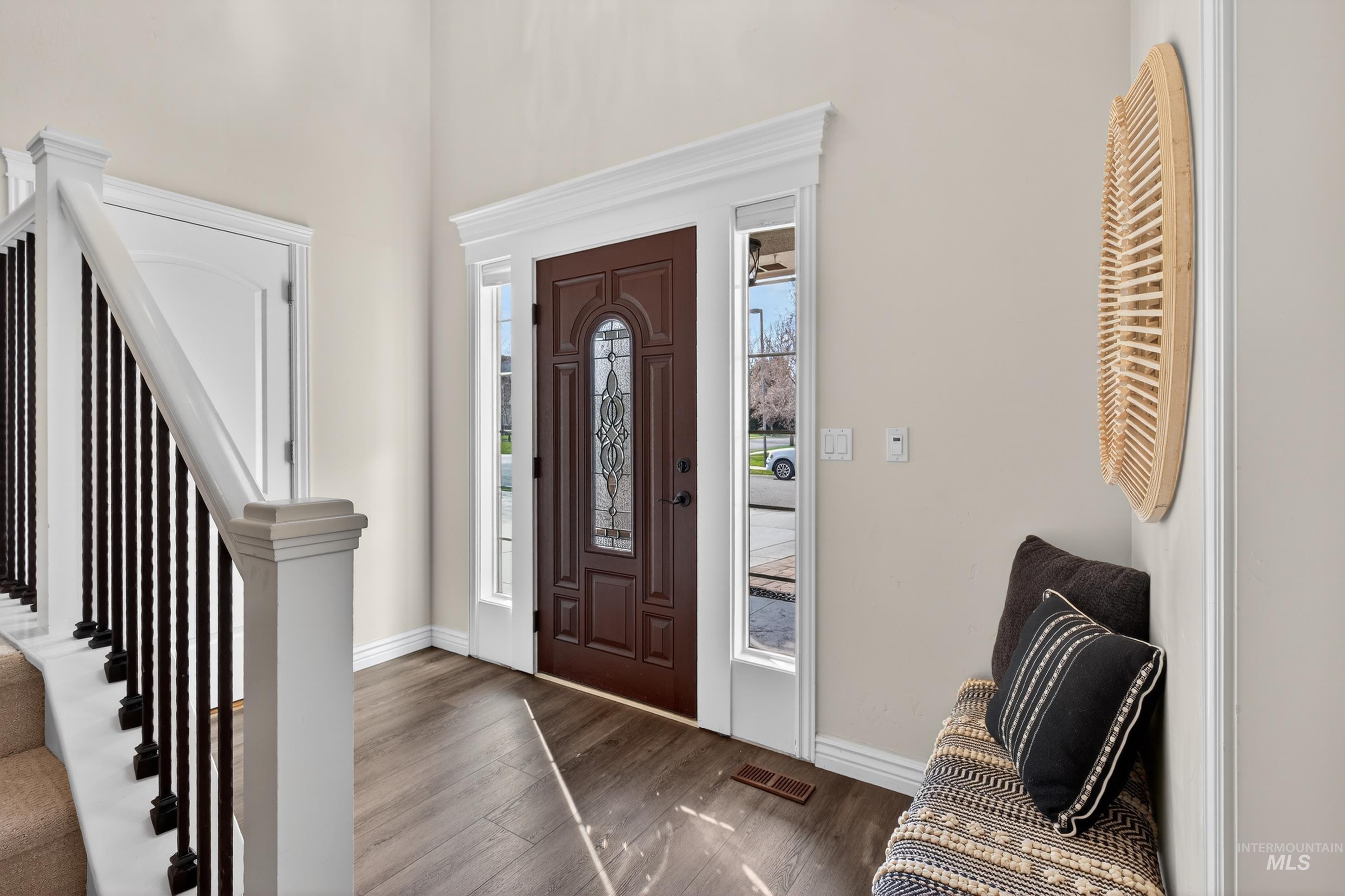 2816 S Bear Claw Way, Meridian, Idaho 83642, 4 Bedrooms, 3.5 Bathrooms, Residential For Sale, Price $1,000,000,MLS 98978525