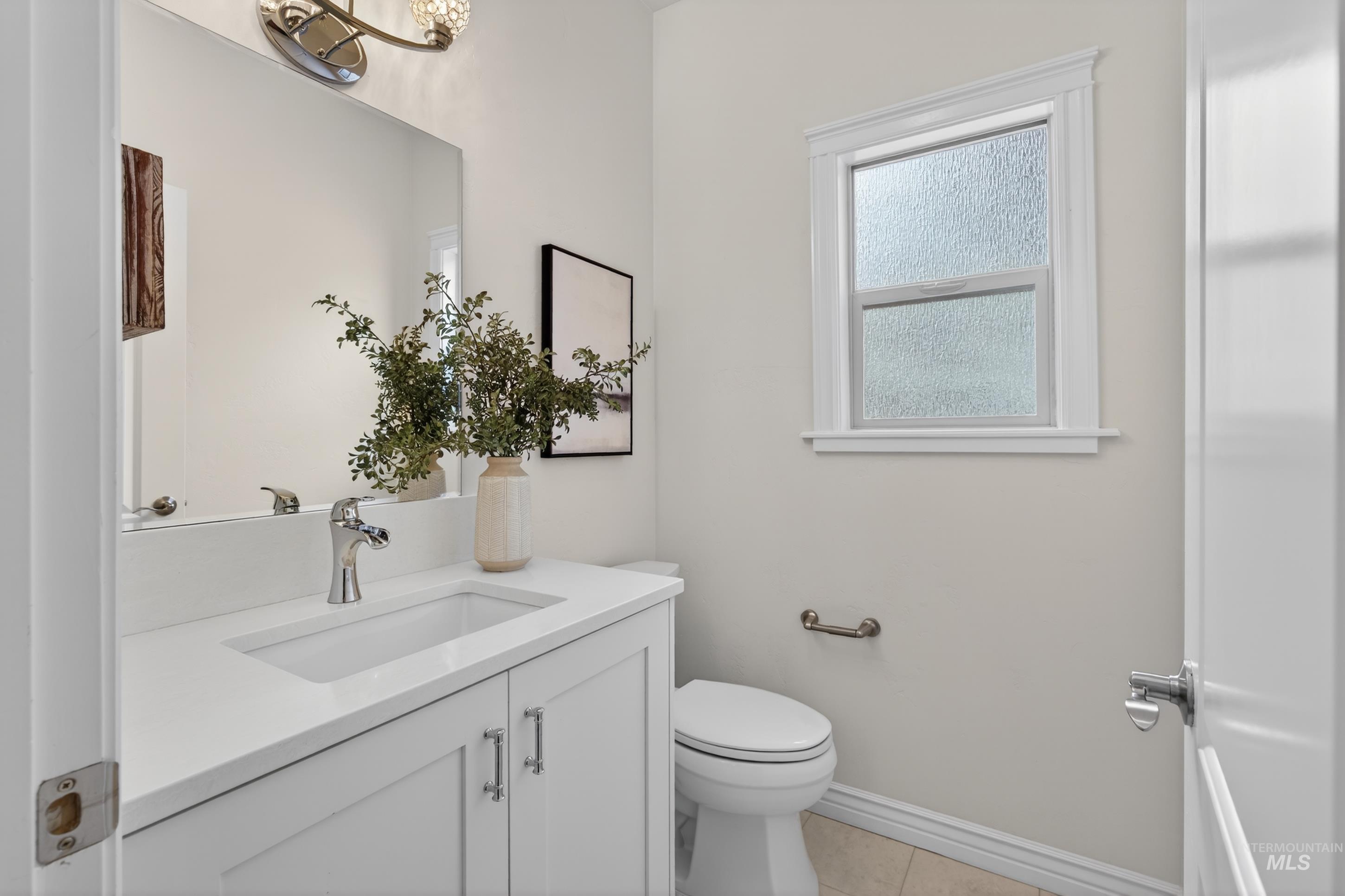 2816 S Bear Claw Way, Meridian, Idaho 83642, 4 Bedrooms, 3.5 Bathrooms, Residential For Sale, Price $1,000,000,MLS 98978525