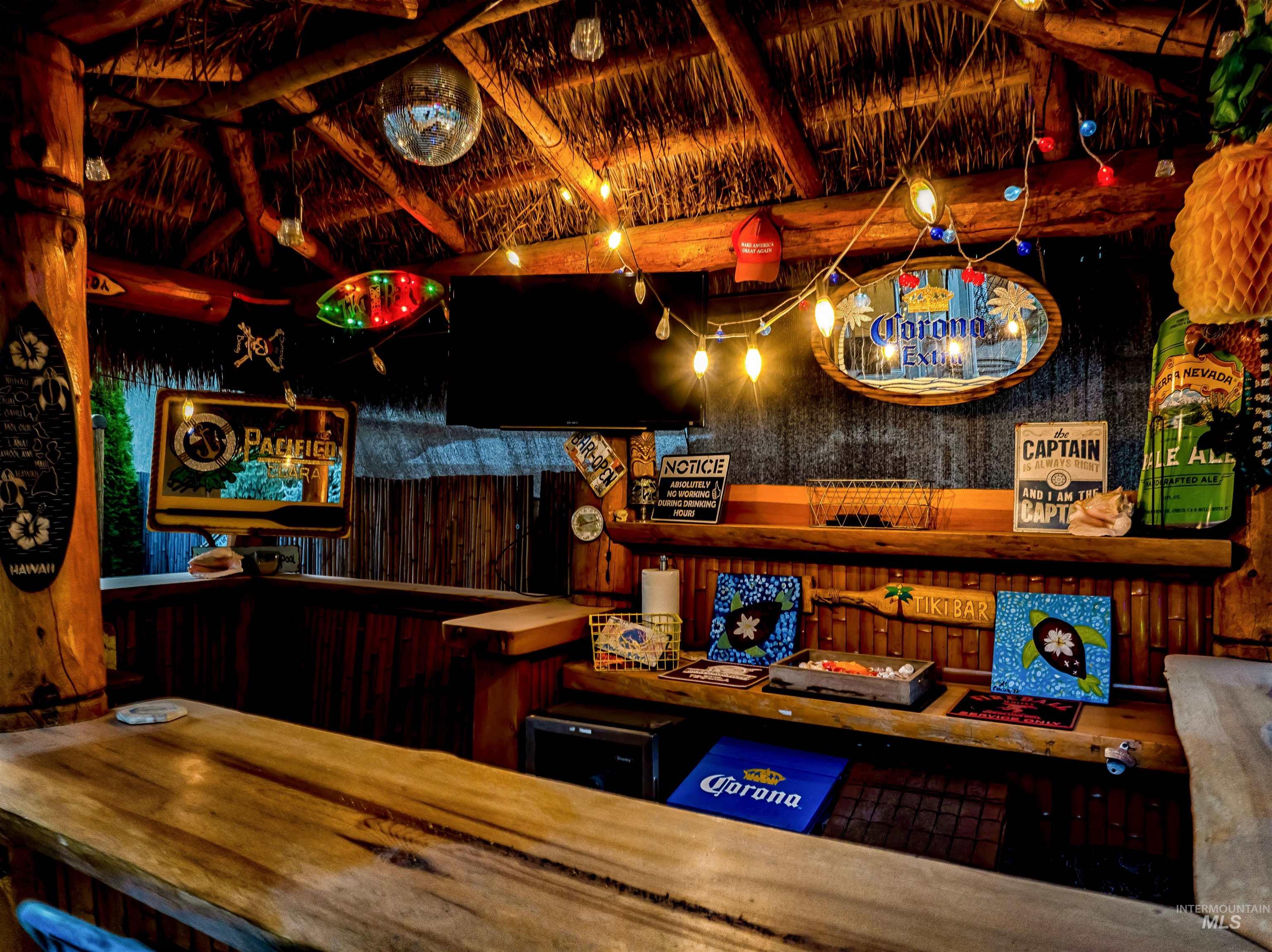 2816 S Bear Claw Way, Meridian, Idaho 83642, 4 Bedrooms, 3.5 Bathrooms, Residential For Sale, Price $1,000,000,MLS 98978525