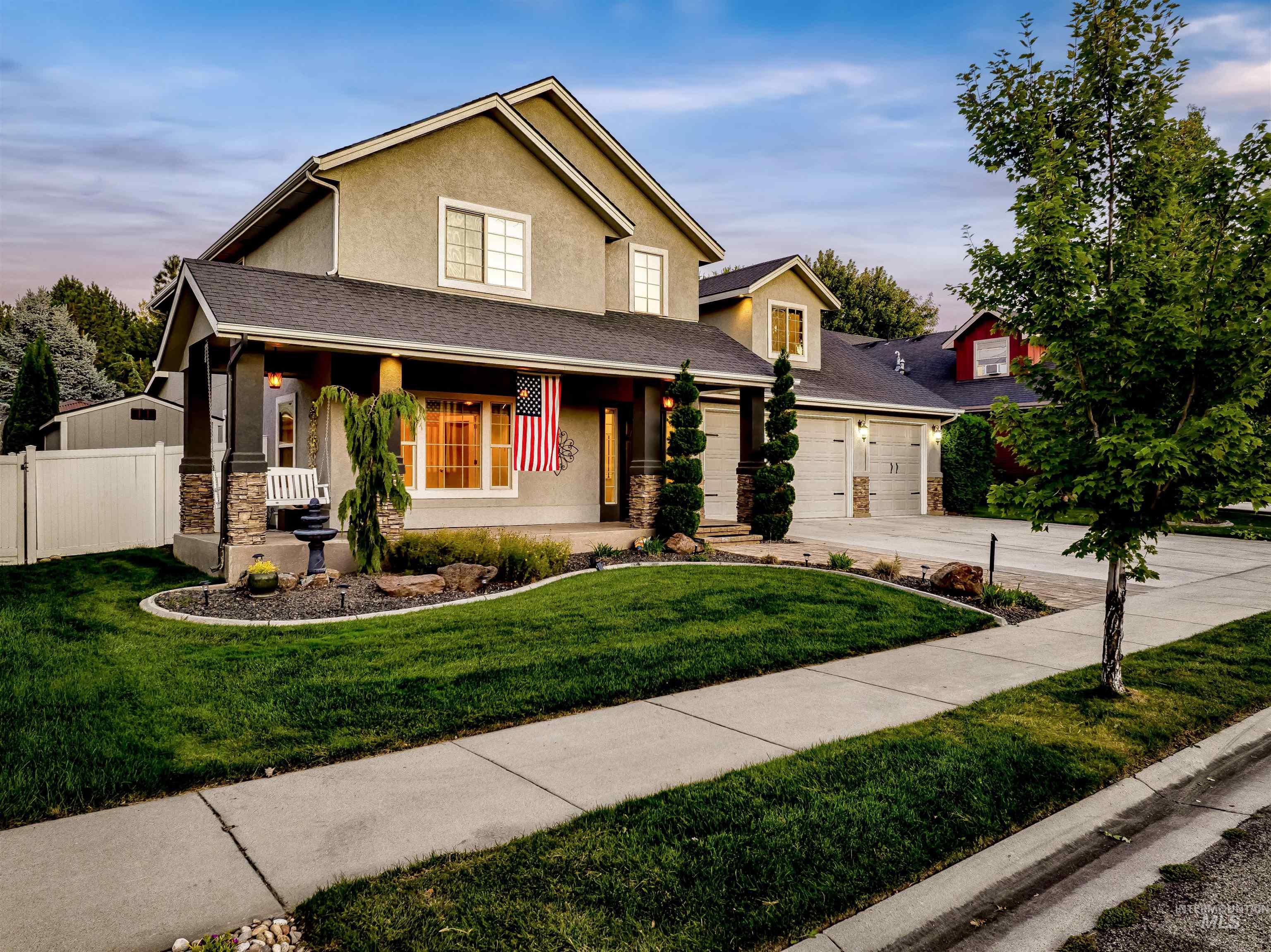 2816 S Bear Claw Way, Meridian, Idaho 83642, 4 Bedrooms, 3.5 Bathrooms, Residential For Sale, Price $1,000,000,MLS 98978525