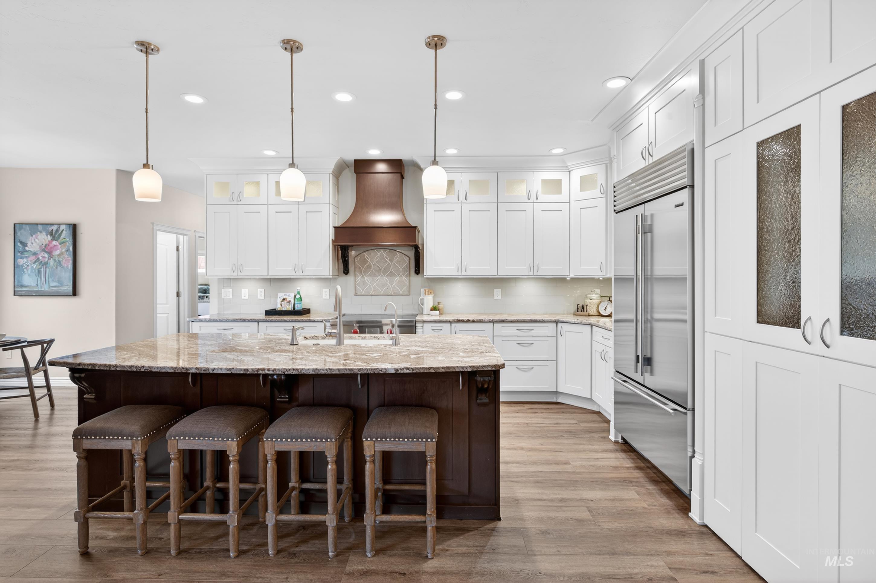 2816 S Bear Claw Way, Meridian, Idaho 83642, 4 Bedrooms, 3.5 Bathrooms, Residential For Sale, Price $1,000,000,MLS 98978525