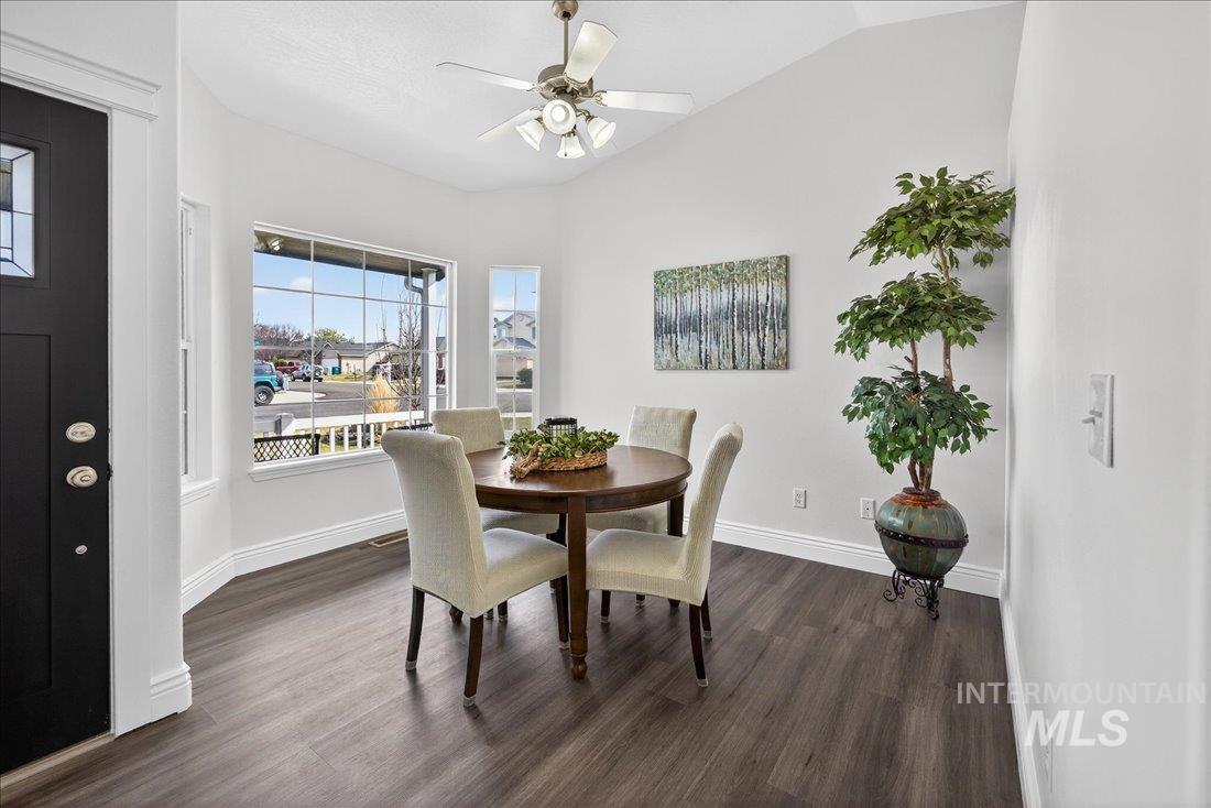 4714 Catherine Ave, Caldwell, Idaho 83607-8086, 3 Bedrooms, 2.5 Bathrooms, Residential For Sale, Price $370,000, 98978526