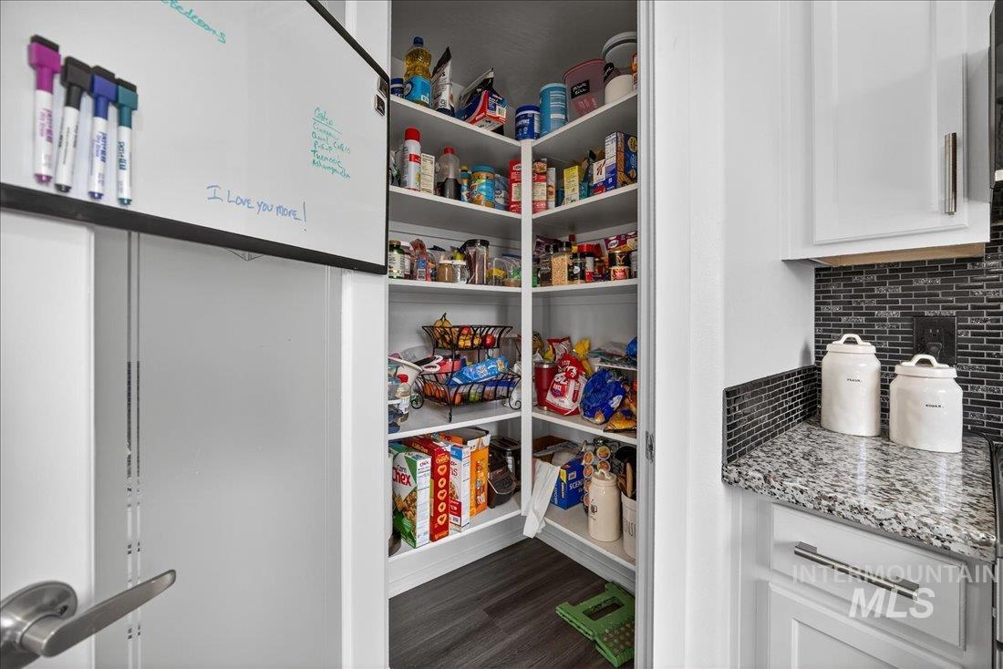 4714 Catherine Ave, Caldwell, Idaho 83607-8086, 3 Bedrooms, 2.5 Bathrooms, Residential For Sale, Price $370,000, 98978526