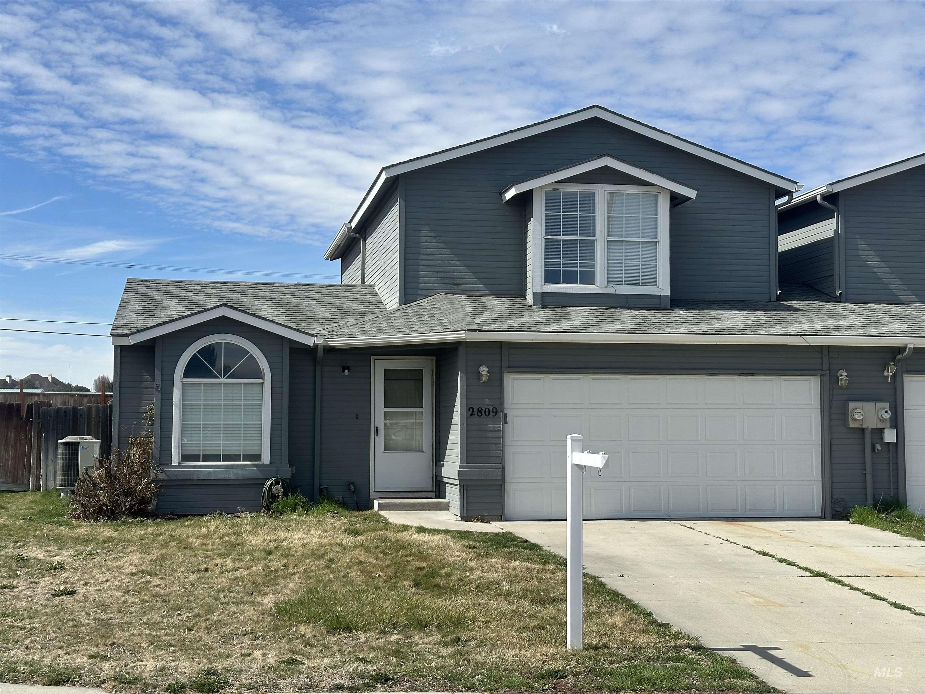 2807 Laurel Way, Nampa, Idaho 83686, 3 Bedrooms, 2.5 Bathrooms, Residential For Sale, Price $316,000,MLS 98978528