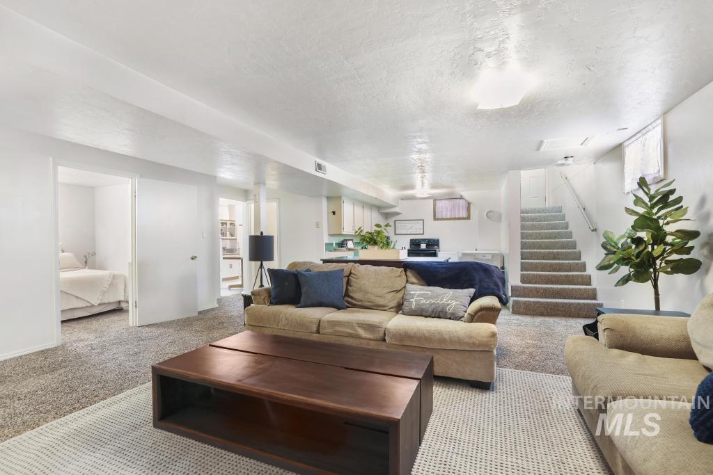 3985 N 2300 E, Filer, Idaho 83328, 5 Bedrooms, 2 Bathrooms, Residential For Sale, Price $536,000,MLS 98978529