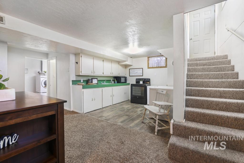 3985 N 2300 E, Filer, Idaho 83328, 5 Bedrooms, 2 Bathrooms, Residential For Sale, Price $536,000,MLS 98978529