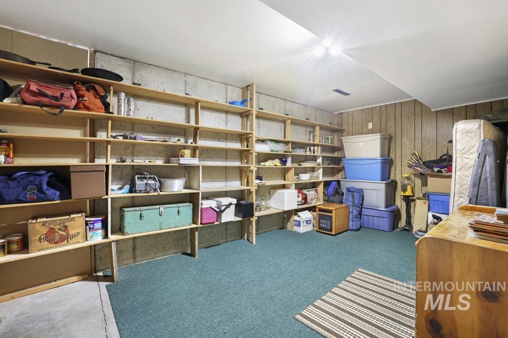 3985 N 2300 E, Filer, Idaho 83328, 5 Bedrooms, 2 Bathrooms, Residential For Sale, Price $536,000,MLS 98978529