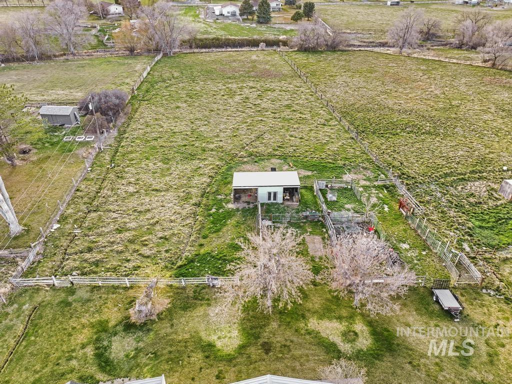 3985 N 2300 E, Filer, Idaho 83328, 5 Bedrooms, 2 Bathrooms, Residential For Sale, Price $536,000,MLS 98978529