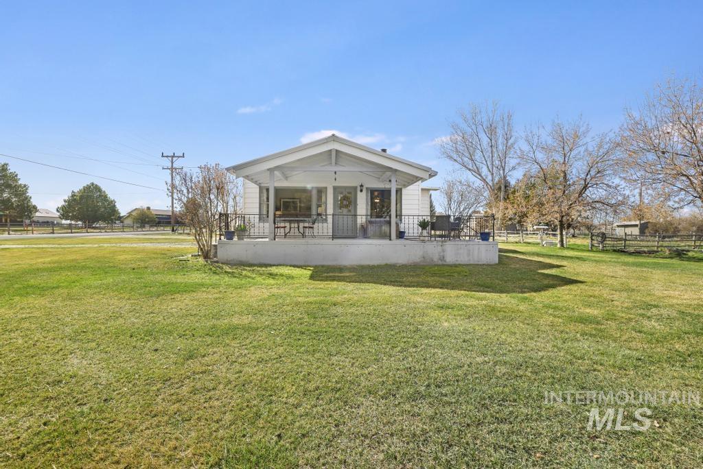 3985 N 2300 E, Filer, Idaho 83328, 5 Bedrooms, 2 Bathrooms, Residential For Sale, Price $536,000,MLS 98978529