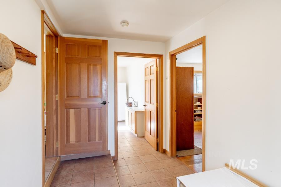 1031 Spring Valley Road, Troy, Idaho 83871, 2 Bedrooms, 1 Bathroom, Residential For Sale, Price $460,000,MLS 98978530