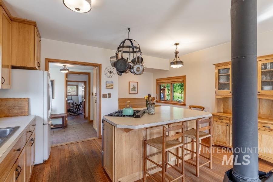 1031 Spring Valley Road, Troy, Idaho 83871, 2 Bedrooms, 1 Bathroom, Residential For Sale, Price $460,000,MLS 98978530