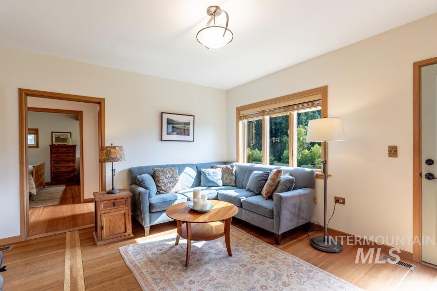 1031 Spring Valley Road, Troy, Idaho 83871, 2 Bedrooms, 1 Bathroom, Residential For Sale, Price $460,000,MLS 98978530