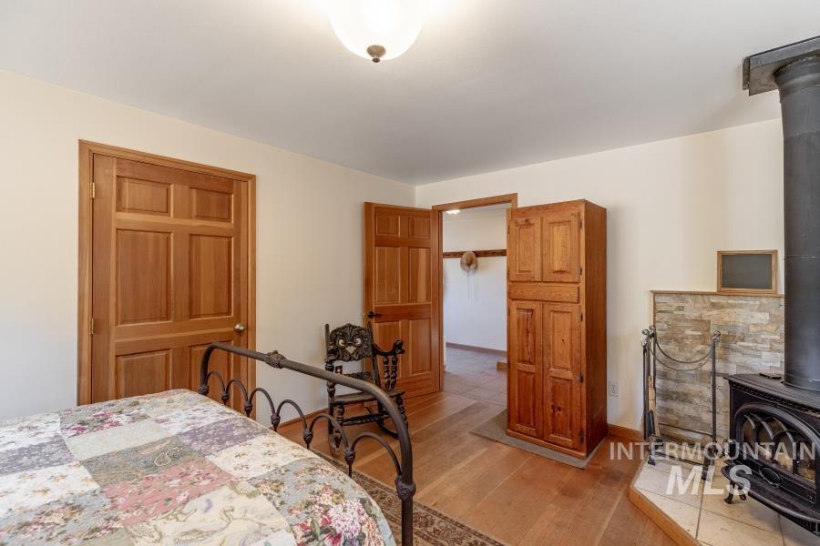 1031 Spring Valley Road, Troy, Idaho 83871, 2 Bedrooms, 1 Bathroom, Residential For Sale, Price $460,000,MLS 98978530