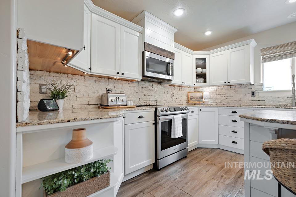 23800 Breyer Rd, Caldwell, Idaho 83607, 4 Bedrooms, 2.5 Bathrooms, Residential For Sale, Price $1,100,000,MLS 98978531