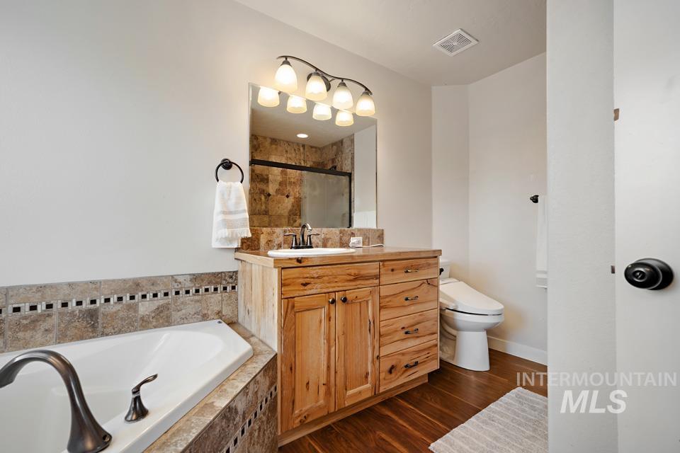 23800 Breyer Rd, Caldwell, Idaho 83607, 4 Bedrooms, 2.5 Bathrooms, Residential For Sale, Price $1,100,000,MLS 98978531