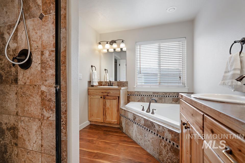 23800 Breyer Rd, Caldwell, Idaho 83607, 4 Bedrooms, 2.5 Bathrooms, Residential For Sale, Price $1,100,000,MLS 98978531