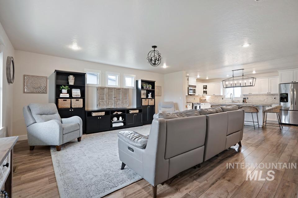 23800 Breyer Rd, Caldwell, Idaho 83607, 4 Bedrooms, 2.5 Bathrooms, Residential For Sale, Price $1,100,000,MLS 98978531