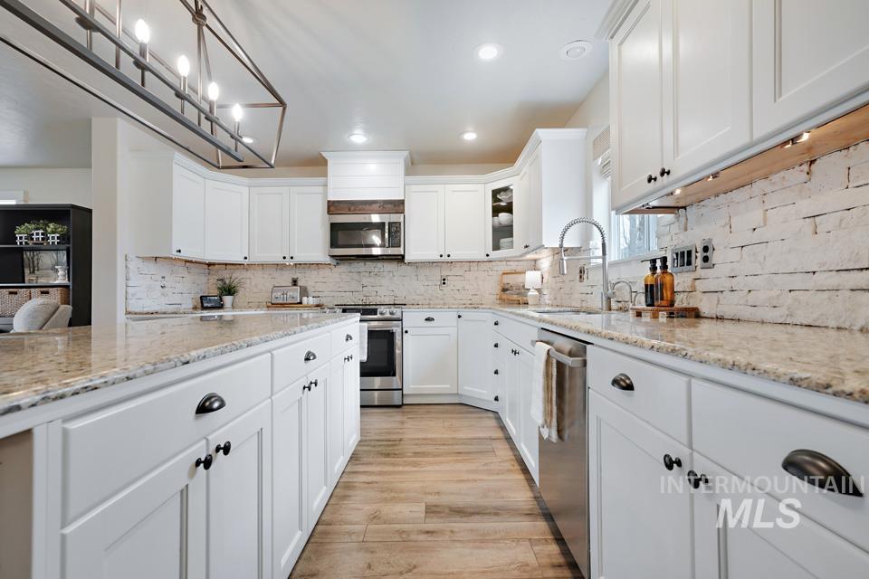 23800 Breyer Rd, Caldwell, Idaho 83607, 4 Bedrooms, 2.5 Bathrooms, Residential For Sale, Price $1,100,000,MLS 98978531