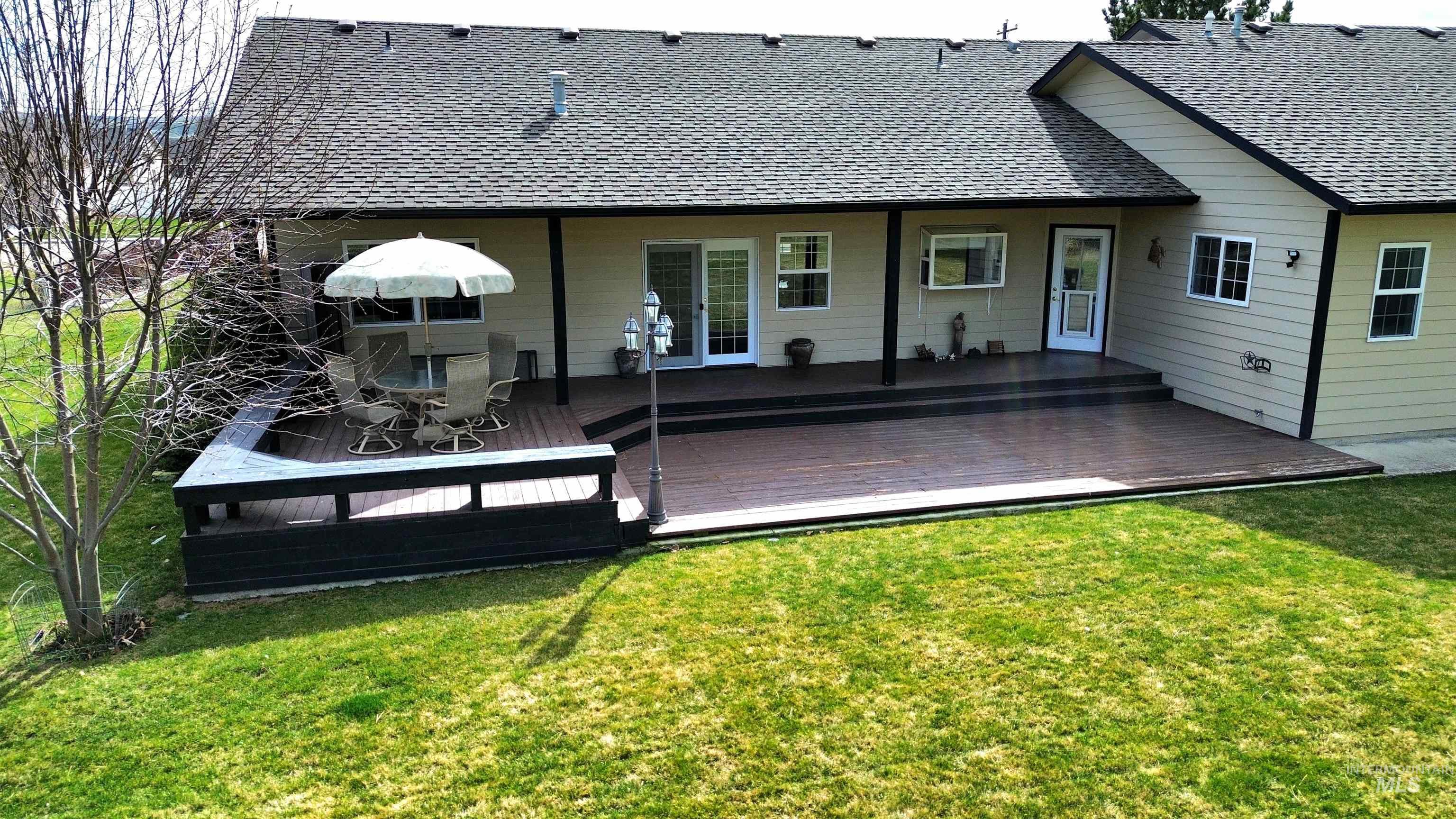 2082 NE 16TH Ave., Payette, Idaho 83661, 3 Bedrooms, 2.5 Bathrooms, Residential For Sale, Price $349,000, 98978532