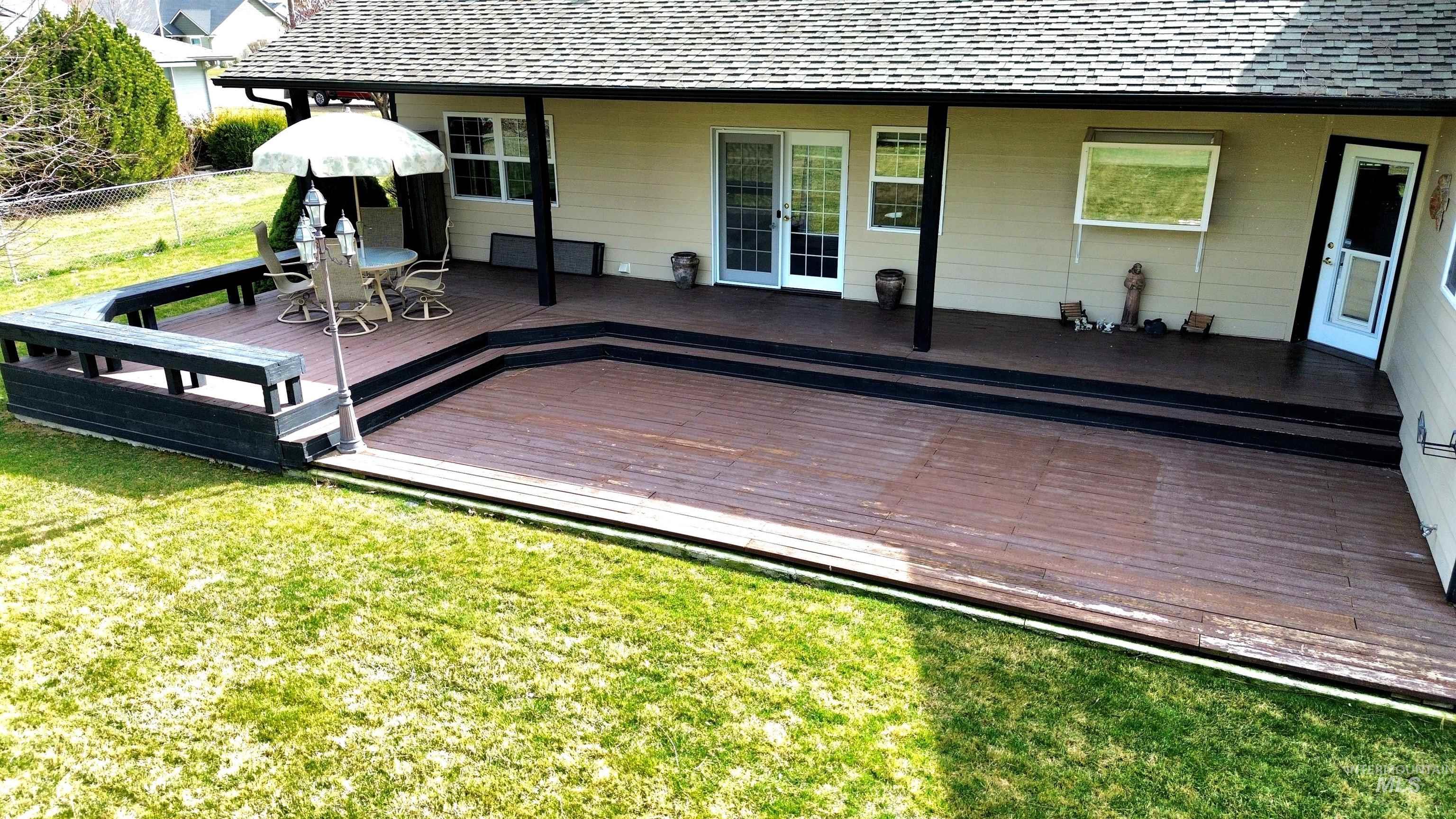 2082 NE 16TH Ave., Payette, Idaho 83661, 3 Bedrooms, 2.5 Bathrooms, Residential For Sale, Price $349,000,MLS 98978532