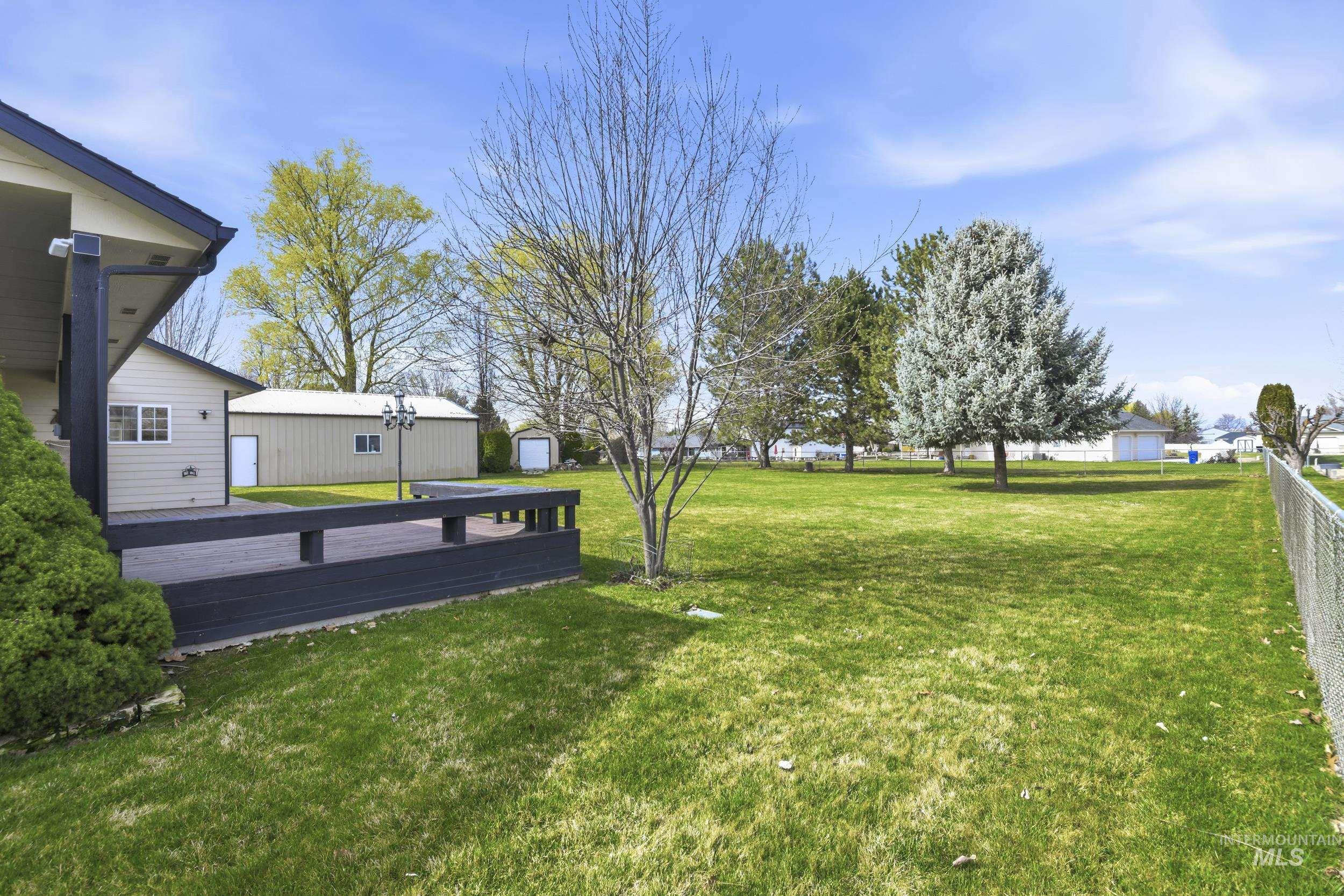 2082 NE 16TH Ave., Payette, Idaho 83661, 3 Bedrooms, 2.5 Bathrooms, Residential For Sale, Price $349,000,MLS 98978532