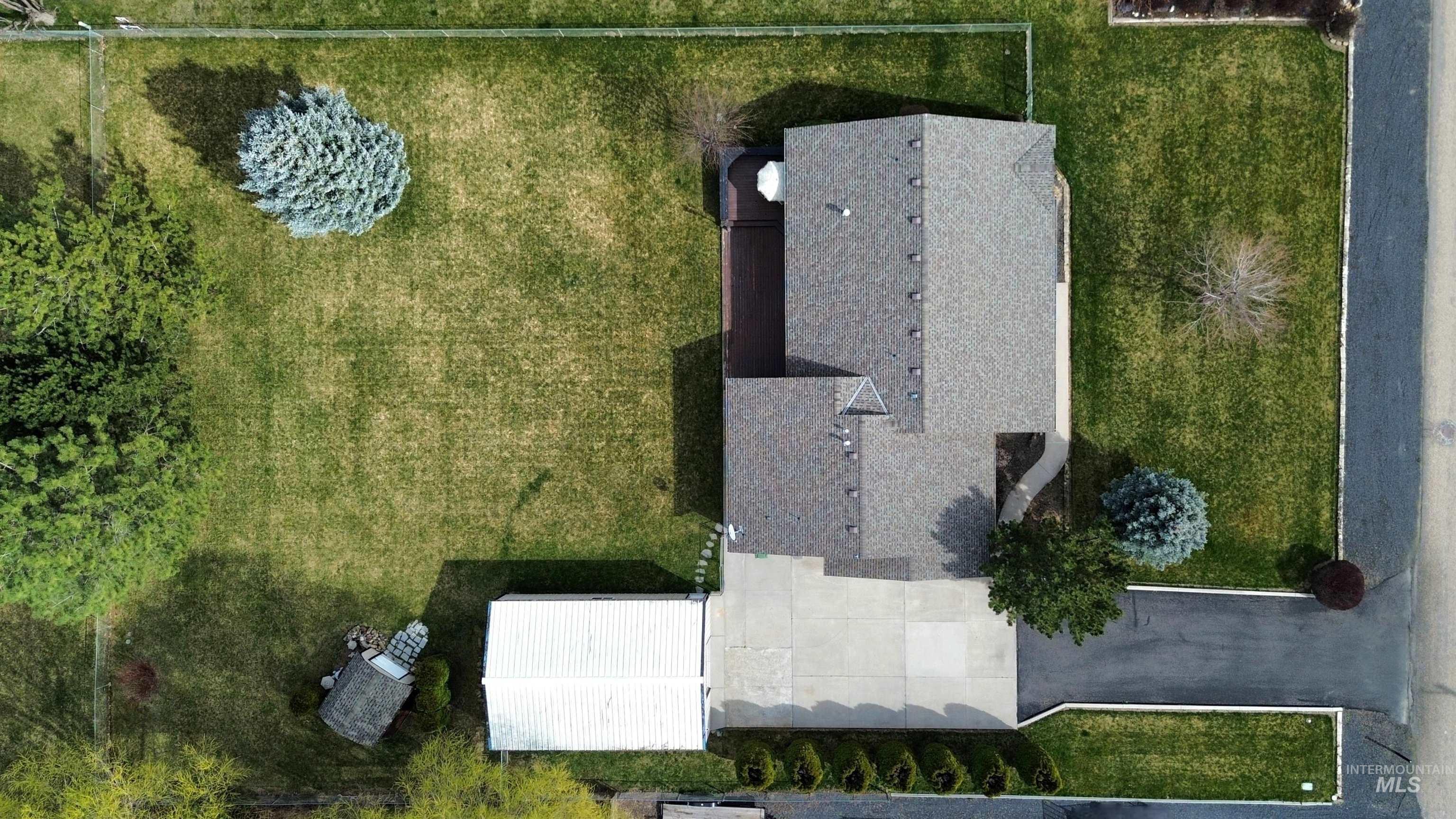 2082 NE 16TH Ave., Payette, Idaho 83661, 3 Bedrooms, 2.5 Bathrooms, Residential For Sale, Price $349,000, 98978532