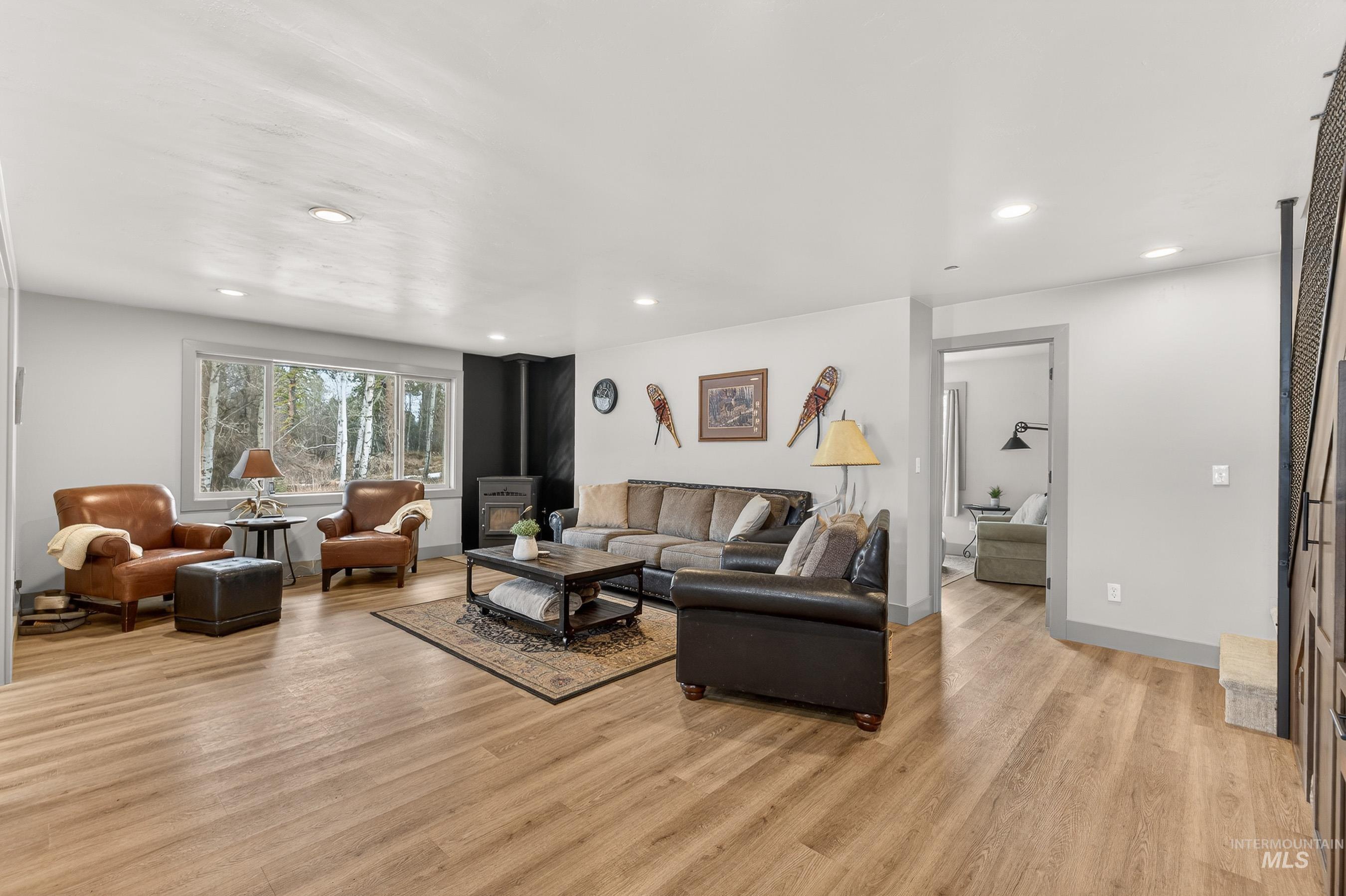 304 Samson Ct., McCall, Idaho 83638-0000, 3 Bedrooms, 3 Bathrooms, Residential For Sale, Price $824,900,MLS 98978535