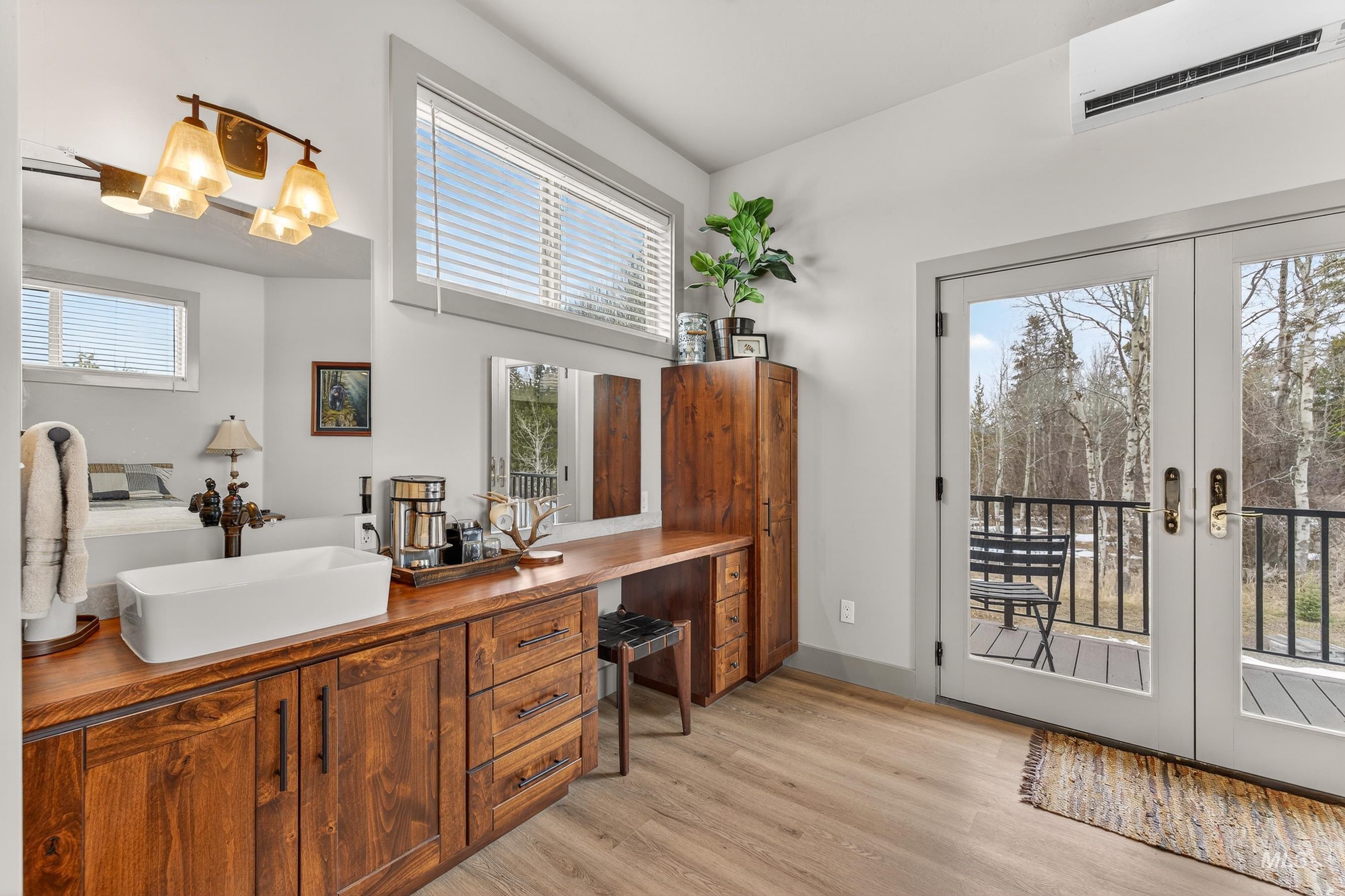 304 Samson Ct., McCall, Idaho 83638-0000, 3 Bedrooms, 3 Bathrooms, Residential For Sale, Price $824,900,MLS 98978535