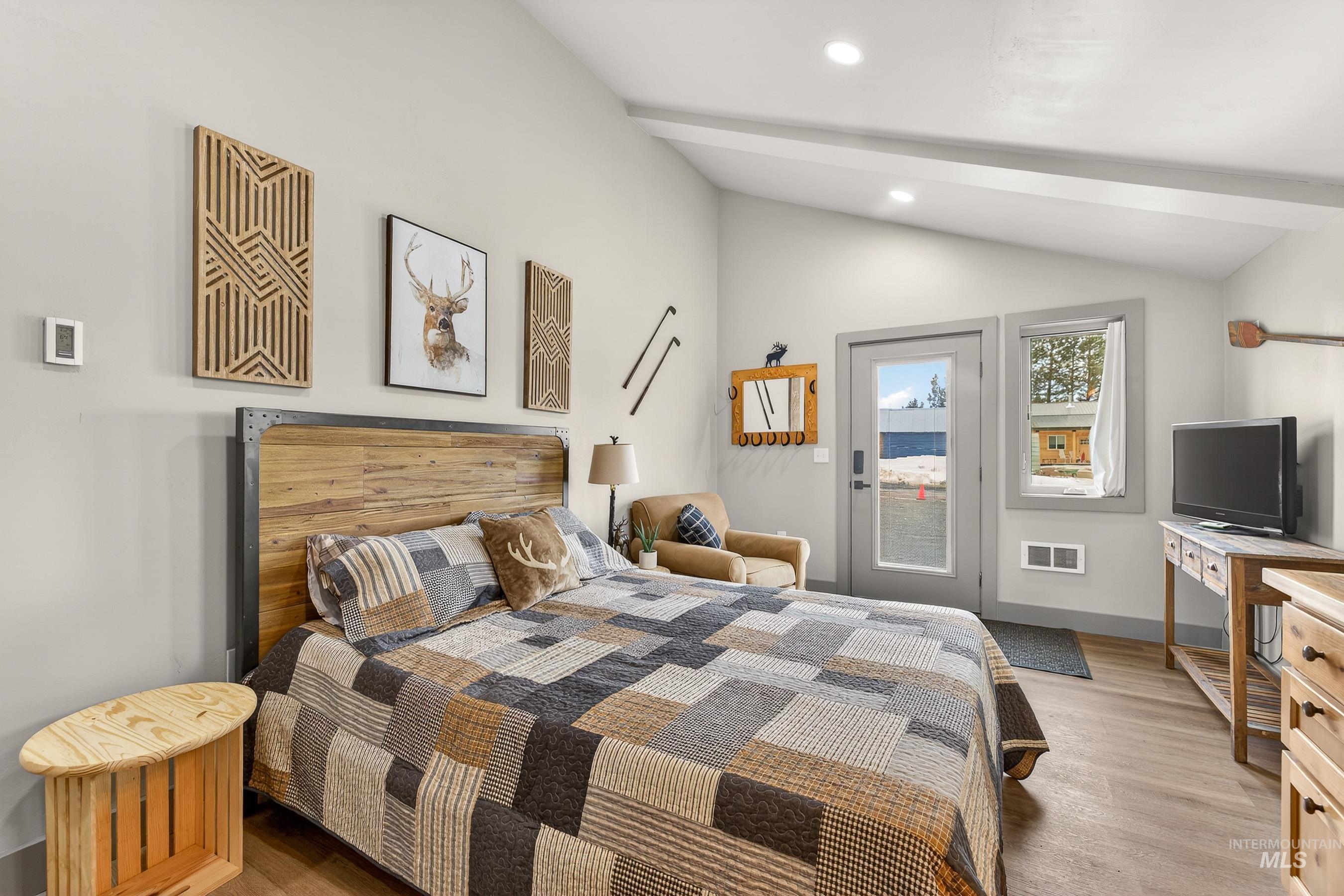 304 Samson Ct., McCall, Idaho 83638-0000, 3 Bedrooms, 3 Bathrooms, Residential For Sale, Price $824,900,MLS 98978535