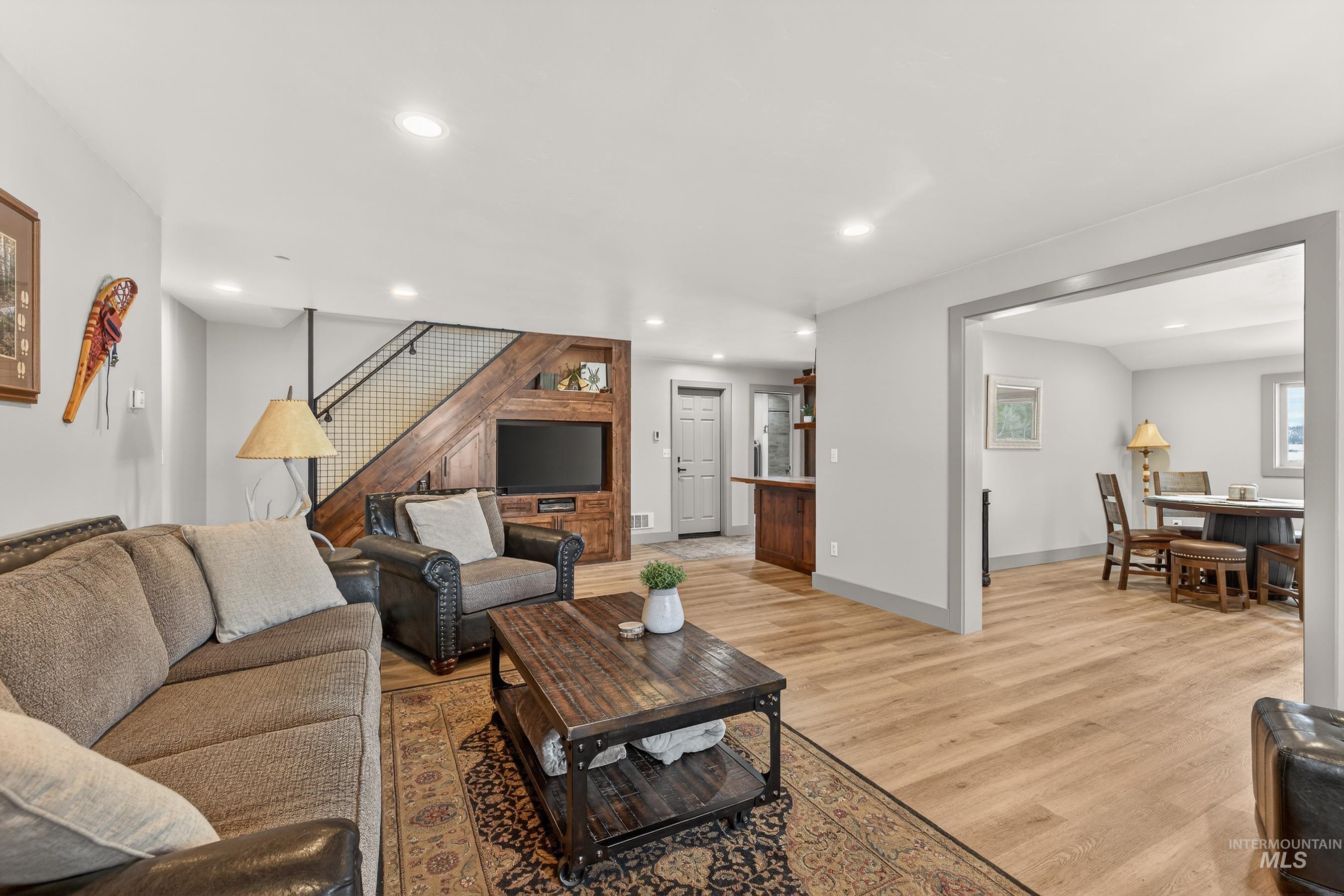 304 Samson Ct., McCall, Idaho 83638-0000, 3 Bedrooms, 3 Bathrooms, Residential For Sale, Price $824,900,MLS 98978535