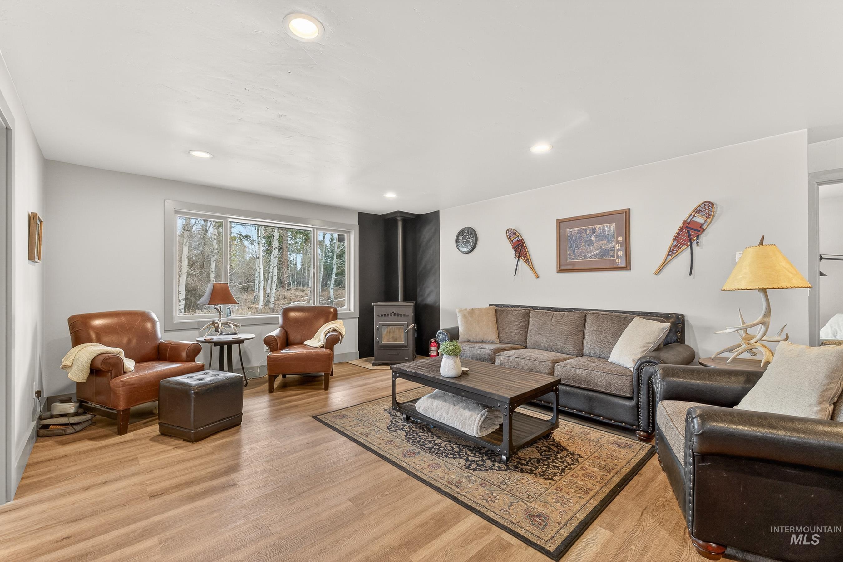 304 Samson Ct., McCall, Idaho 83638-0000, 3 Bedrooms, 3 Bathrooms, Residential For Sale, Price $824,900,MLS 98978535