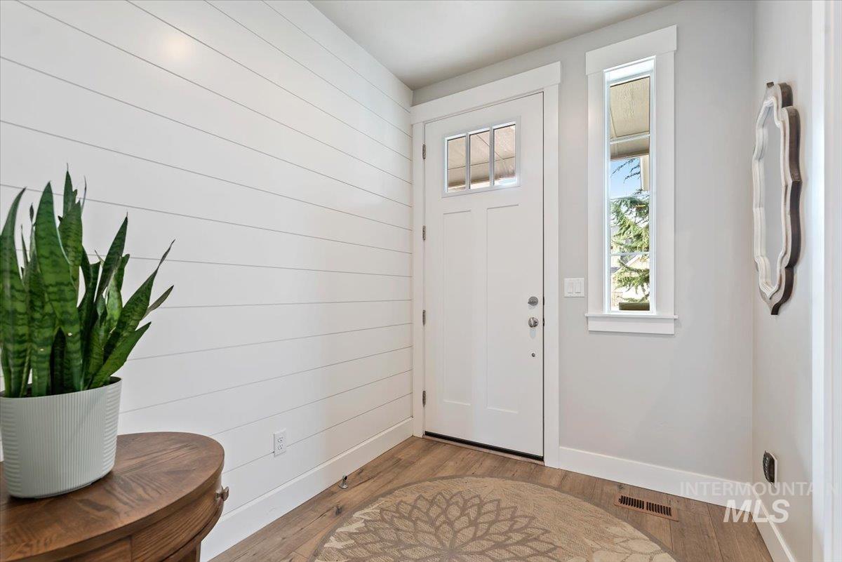 4112 W Everest St, Meridian, Idaho 83646, 3 Bedrooms, 2 Bathrooms, Residential For Sale, Price $614,999, 98978536